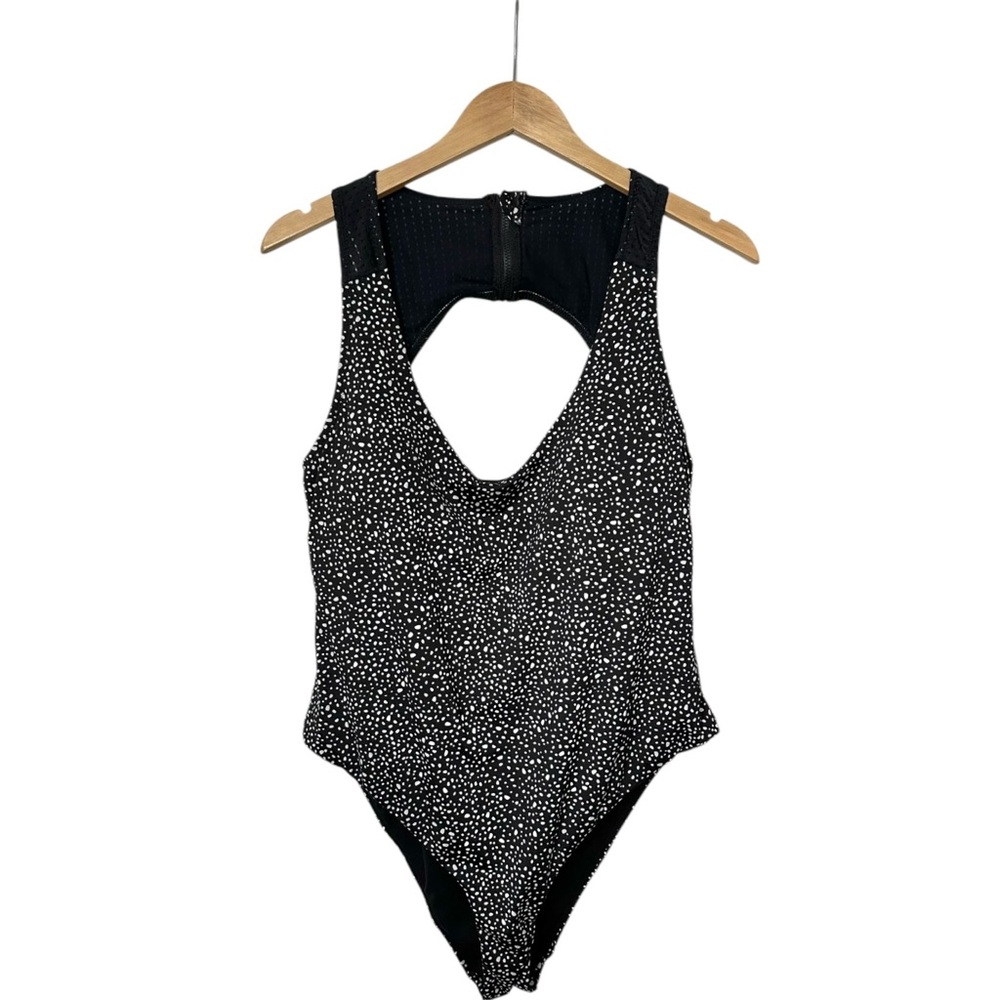 Nike NEW One-Piece Swimsuit Water Dots Black White Printed Cutout Back Size XXL - Picture 3 of 14